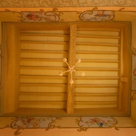 Ottone Da Apartament Todi