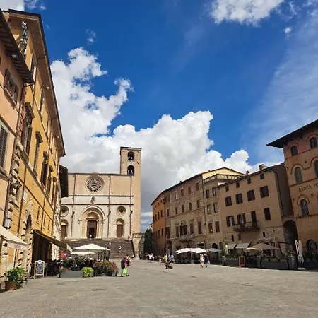 Ottone Da Apartament *